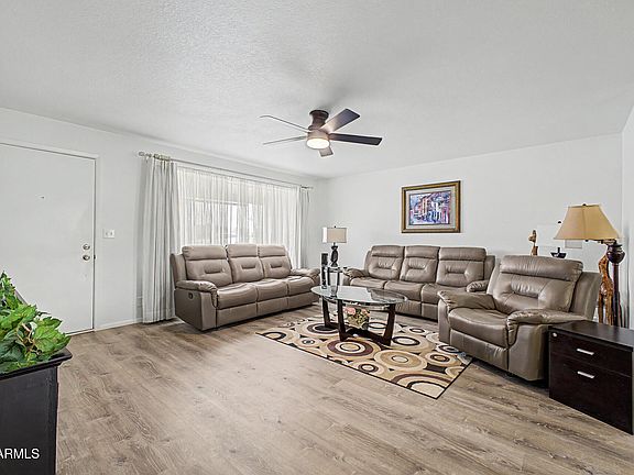 5th image of 730 S Parkcrest --