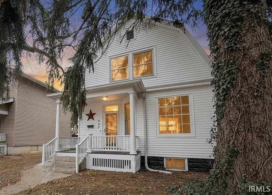 1st image of 327 Kinsmoor Ave