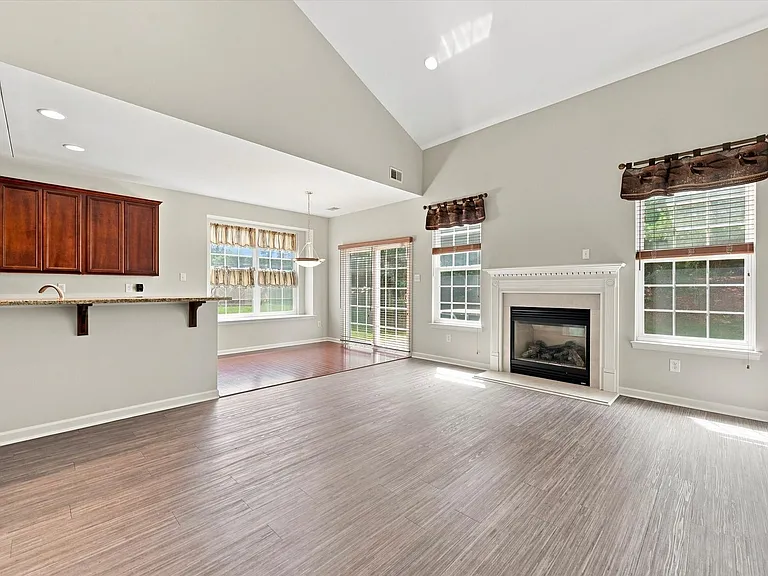 137 Stoyer Rd — Photo 9