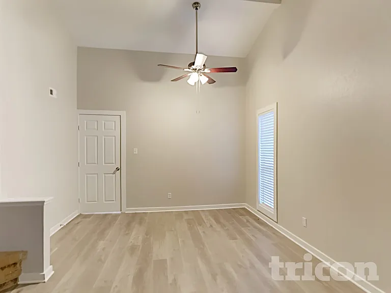 510 Carl C Senter St — Photo 3