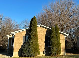 5209 Fisherman Ct, Louisville, KY 40241