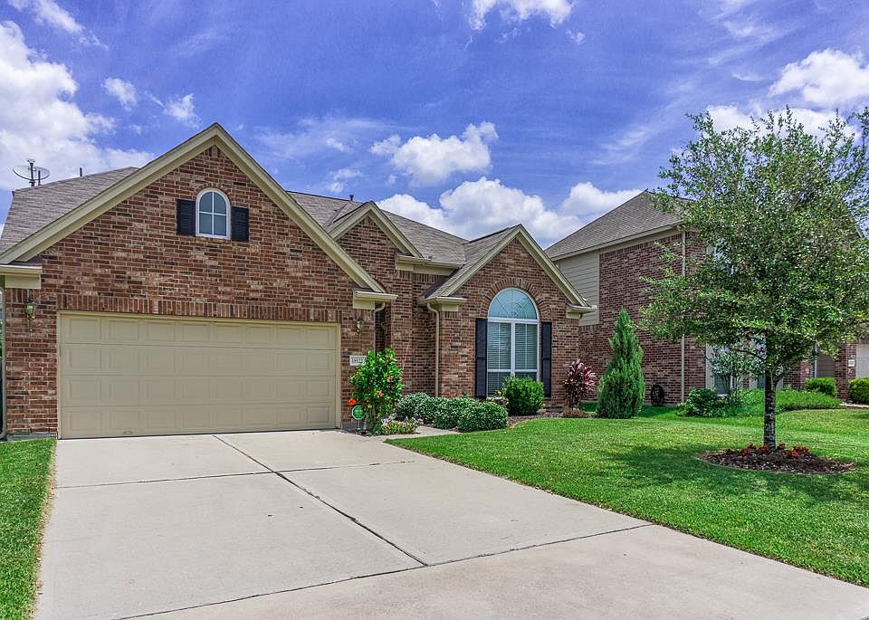1st image of 18522 Cypress Lake Village Dr