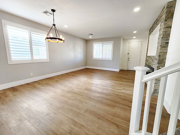 3rd image of 95663 Newton Grove Ct