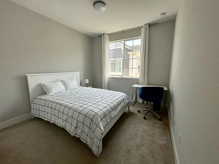 312 Pear Tree Ter #C — Photo 25