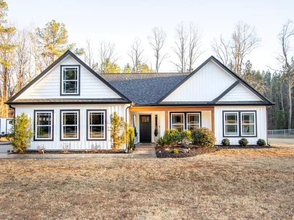 2531 Motlow Creek Rd, Campobello, SC 29322