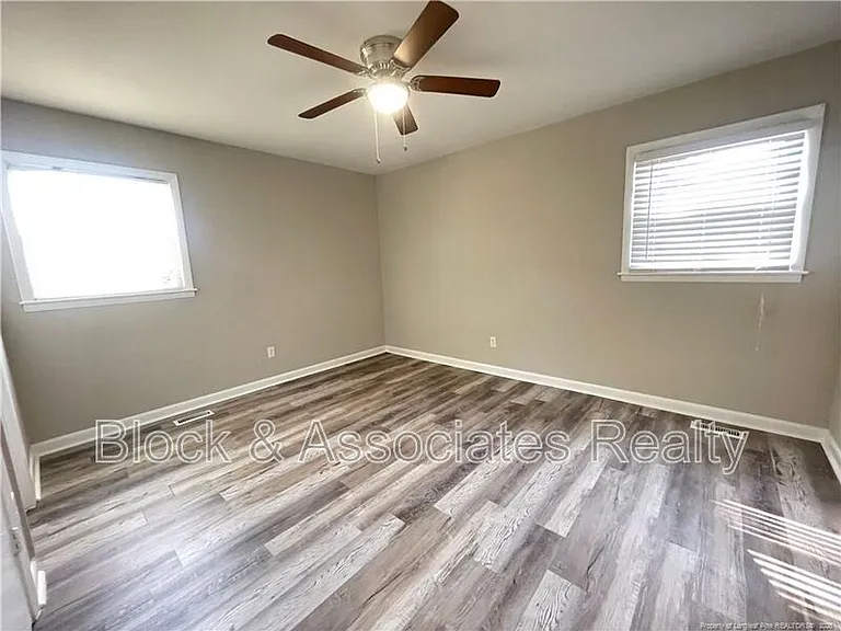 1927 Shiloh Dr — Photo 14