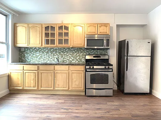 Rented by Compass | media 8