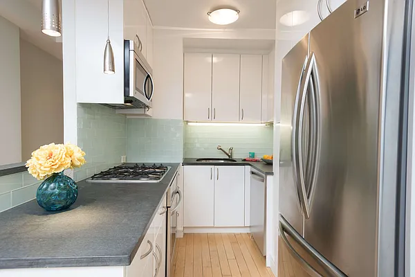 Rented by Compass | media 17