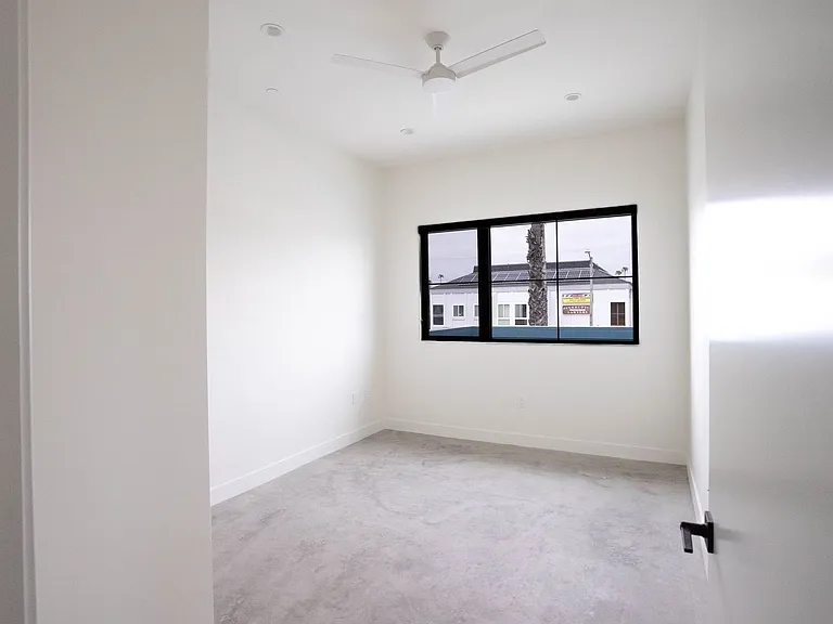 The Flats South Oceanside - where modern luxury meets coastal lifestyle — Photo 16