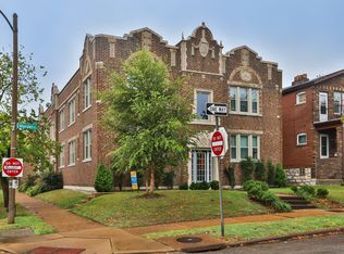 3805 Hereford St APT 2S, Saint Louis, MO 63109