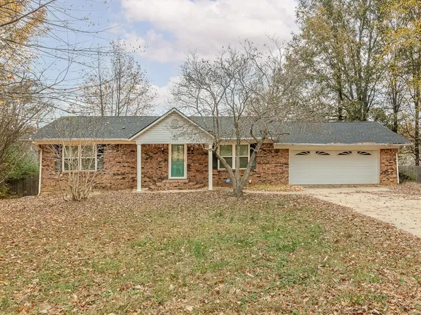 1115 Morrow Dr, Paragould, AR 72450