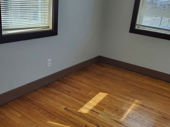 4th image of 1502 Broadway St #3F