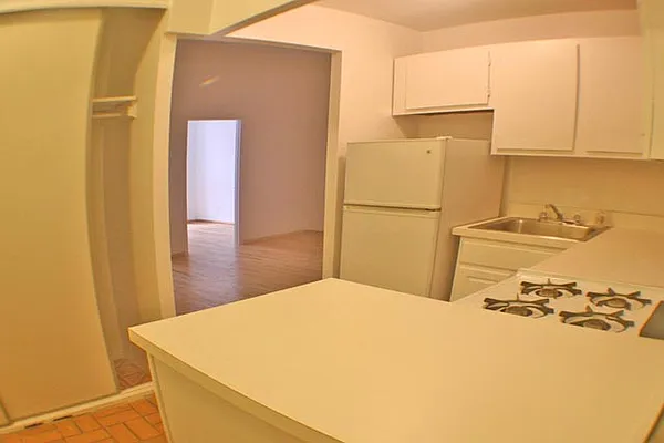 Rented by DSA Realty | media 25