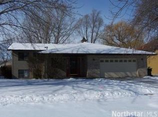 6310 7th St NE, Fridley, MN 55432