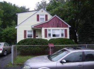 180 Ruskindale Rd, Hyde Park, MA 02136
