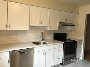 32 E Bouton St #2, Stamford, CT 06907