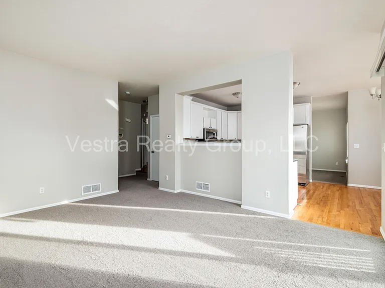 5193 S Liverpool Way — Photo 9