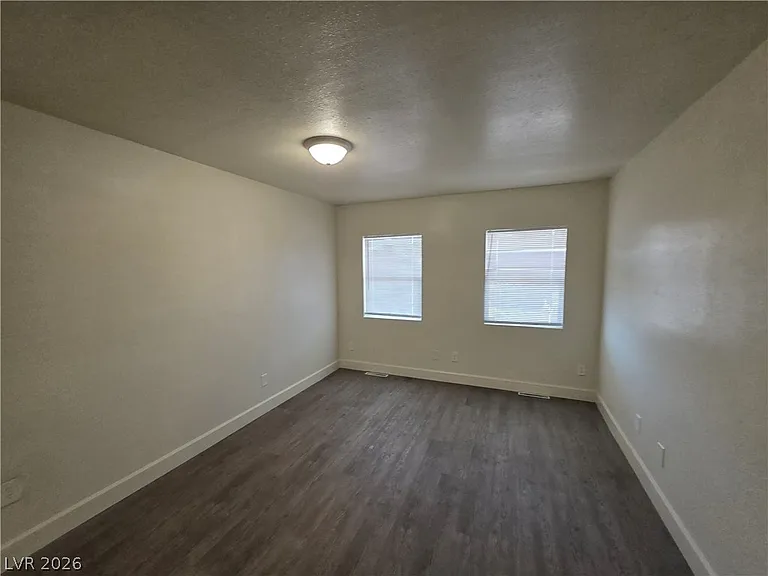 1590 Mustang Dr — Photo 87
