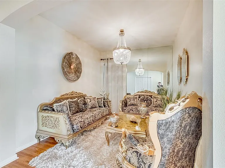763 Star Pointe Dr — Photo 4