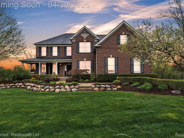 50241 Teton Ridge Rd, Northville, MI 48168