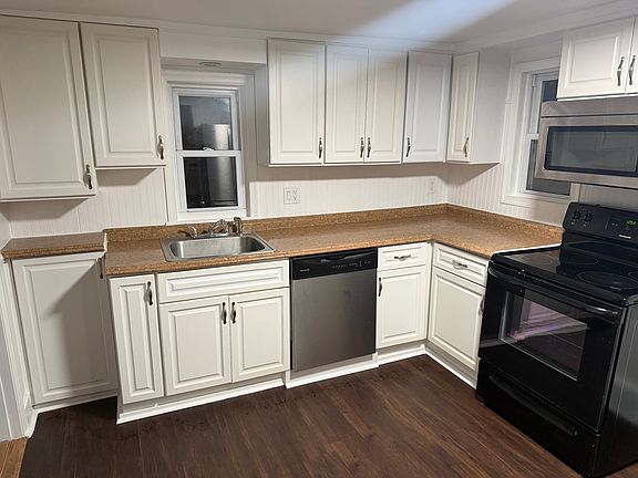4th image of 7 Chestnut St