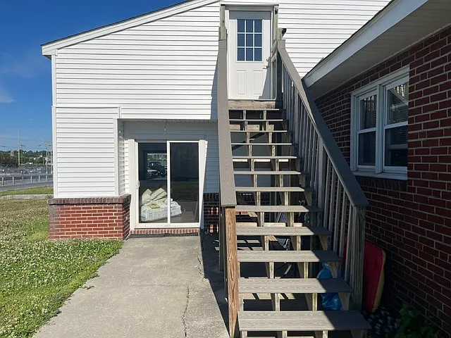 116 Auction Rd #B — Photo 8