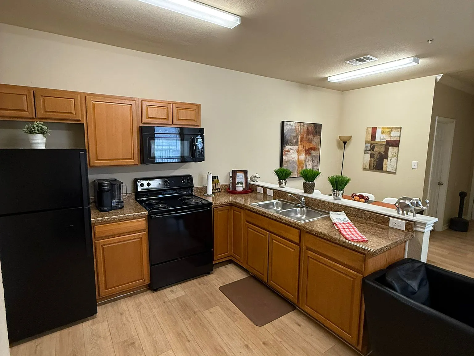 Military Village Apartments — Photo 2