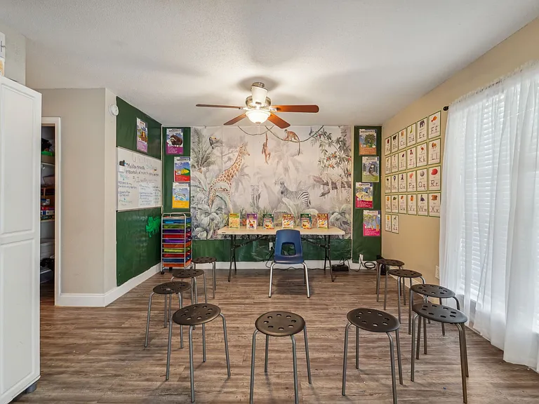 Kids Center