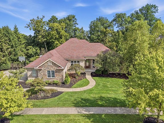 2nd image of 970 River Forest Dr