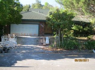 2760 Canterbury Dr, Santa Rosa, CA 95405
