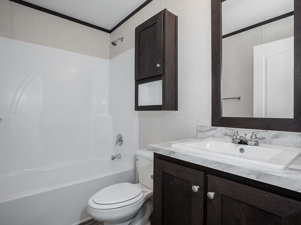 1st image of 1440 W Plum St #195