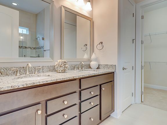 Relaxing owner s bath