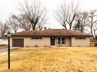 1505 Glen Vista Dr, Godfrey, IL