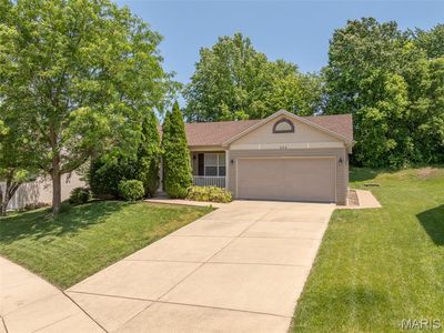 464 Fall River Lane St, Charles, MO, 63304