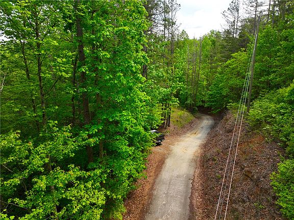 3rd image of 183 Chauga Valley Rd