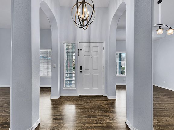 5th image of 2053 S Wilde Creek Way