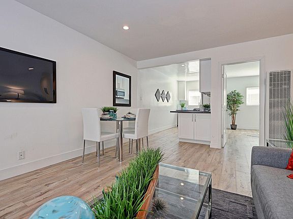 2 Bedroom