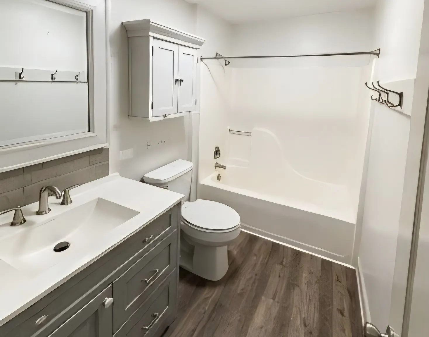 3 bed, 1560 sqft, $2,100 — Photo 2