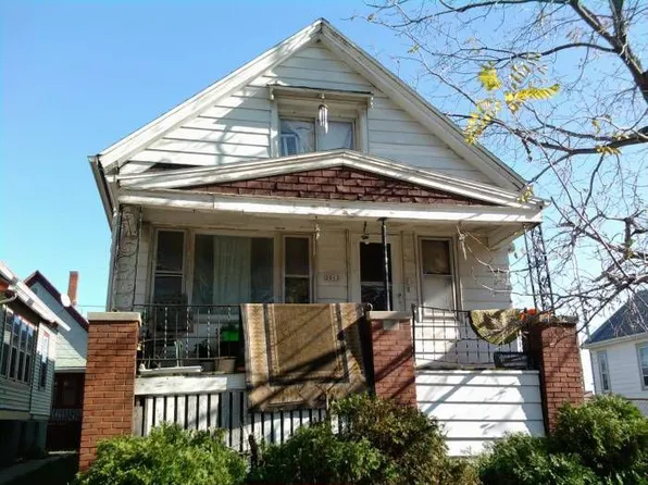 2012 S 11th St, Milwaukee, WI 53204