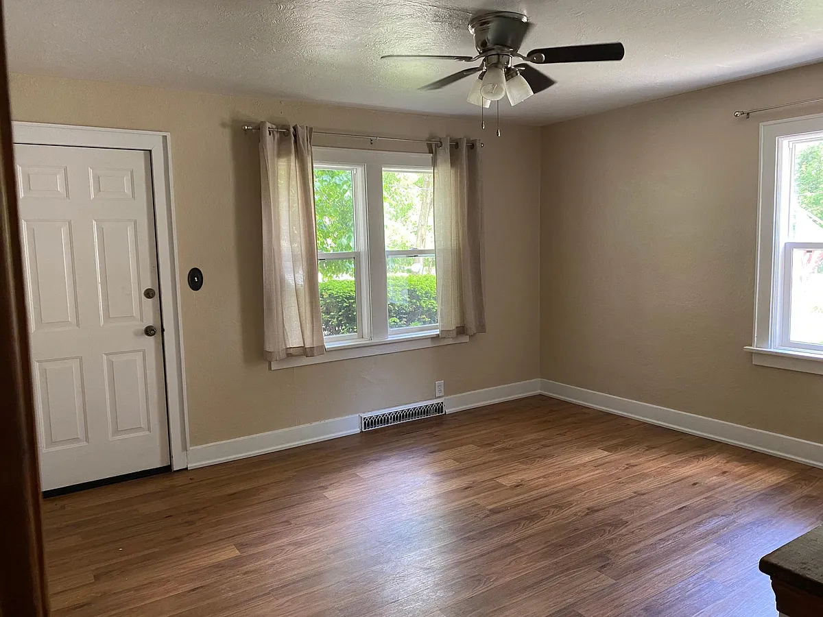Living room with great windows and beautiful flooring - 209 Garfield Ave