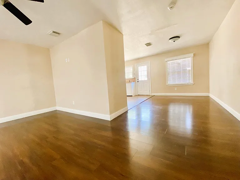 1693 Stonewall St — Photo 11