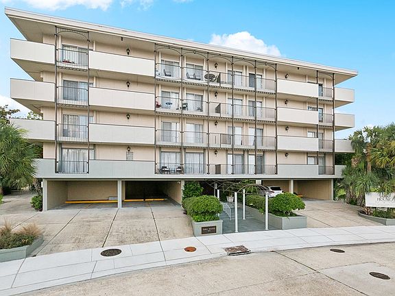 2nd image of 309 Opal St #1B