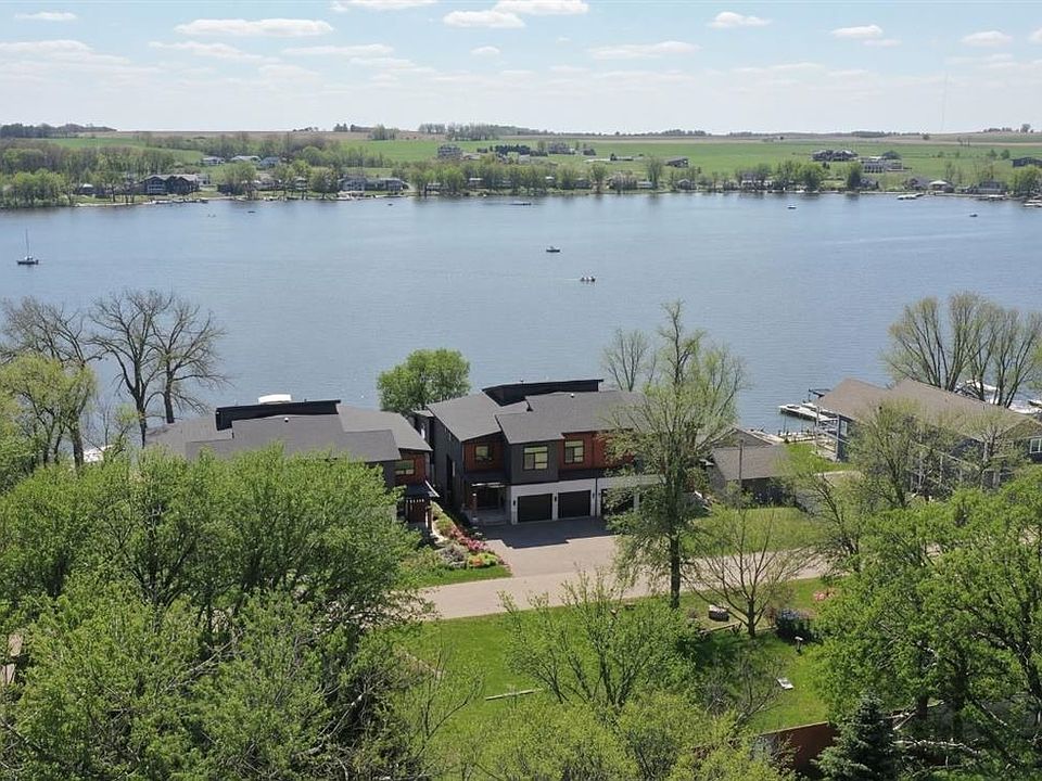 16932 255th Ave Unit A, Spirit Lake, IA 51360 | MLS #251534 | Zillow