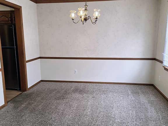 5th image of 495 Shadydale Dr