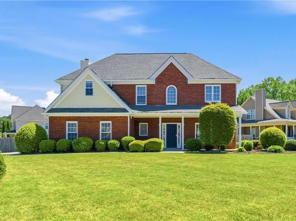 1350 Juniper Springs Trl, Loganville, GA 30052