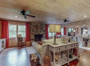 132 Strawberry Ln, Highlands, NC 28741