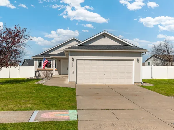 1613 E 2nd St, Deer Park, WA 99006