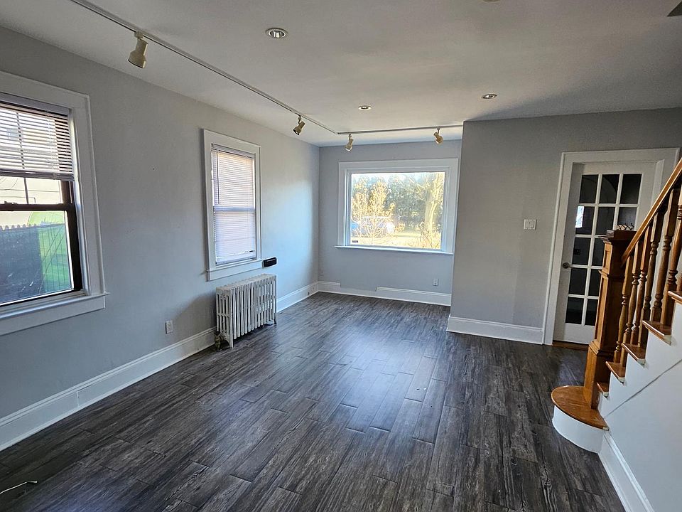 491 Horton Hwy, Mineola, NY 11501 Zillow