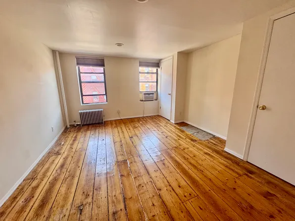 84 E 7th St APT 5, New York, NY 10003