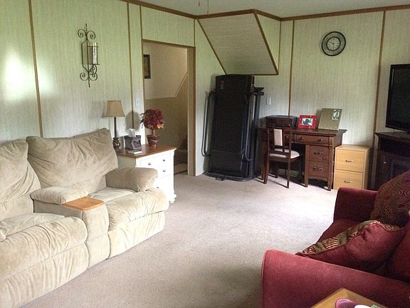 5th image of 3255 Lynn Dr